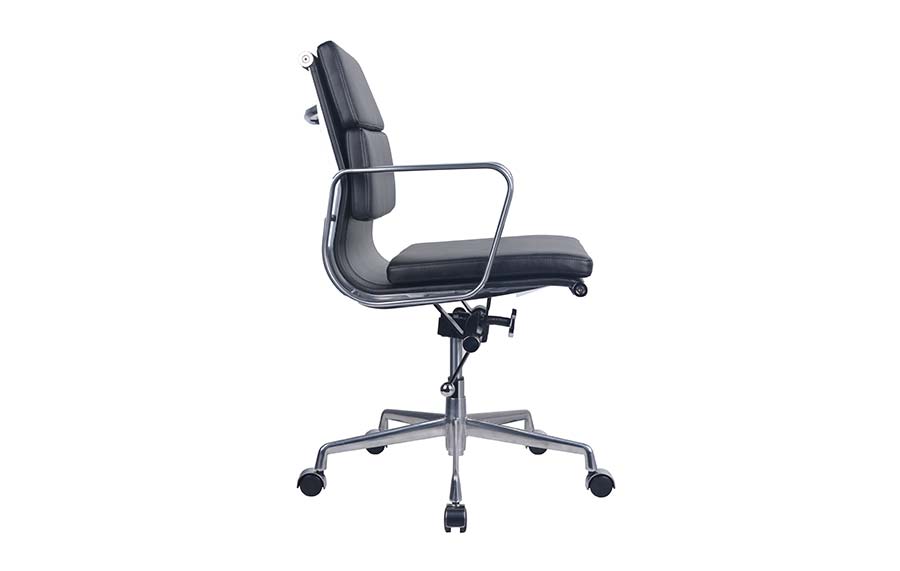 PU900 Board Room Chair